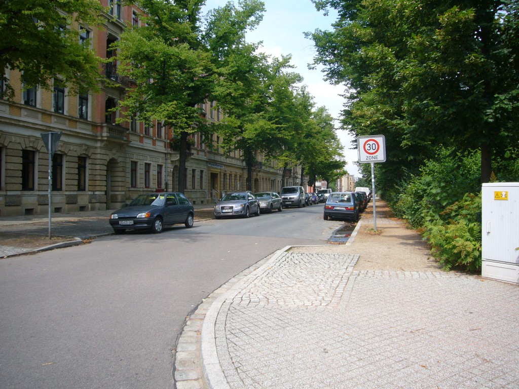 Sanierung der Straßen am Bonhoefferplatz und der Leumerstraße