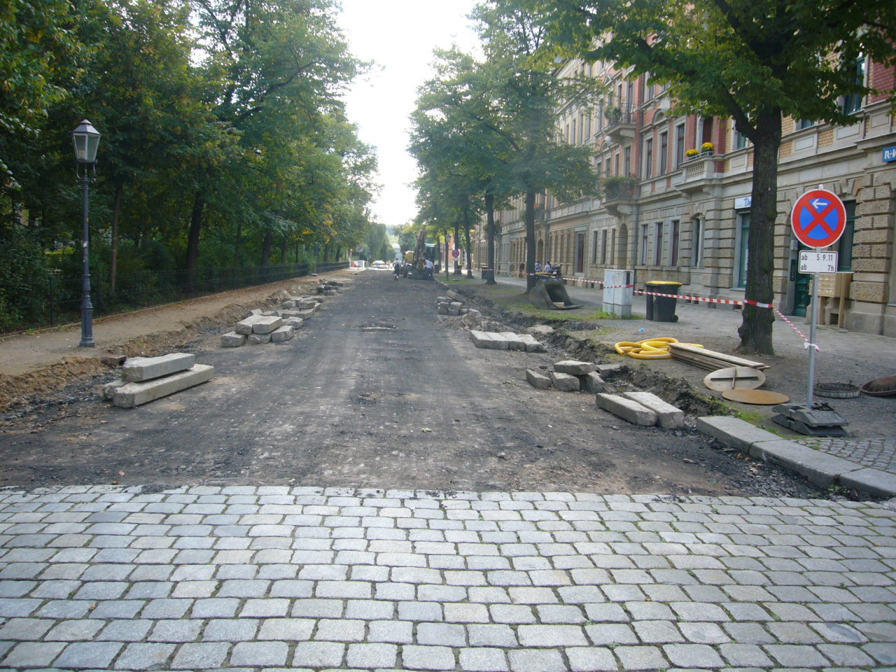 Sanierung am Bonhoefferplatz West hat begonnen