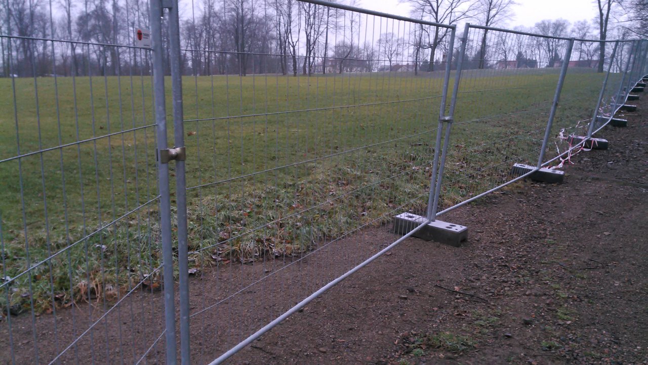 Noch kein Rodeln im Leutewitzer Park